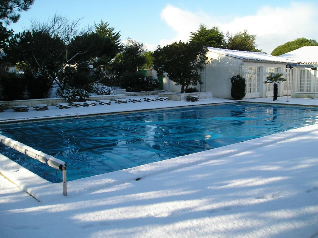 Hotel Les Gollandieres Le Bois-Plage-en-Ré Екстериор снимка