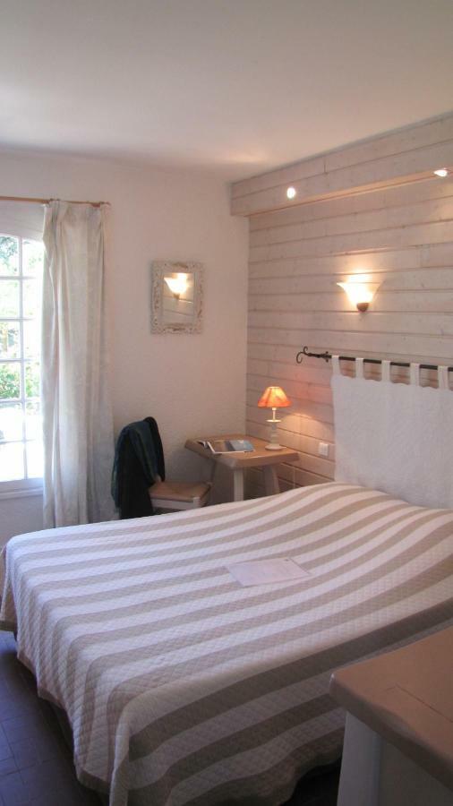 Hotel Les Gollandieres Le Bois-Plage-en-Ré Екстериор снимка
