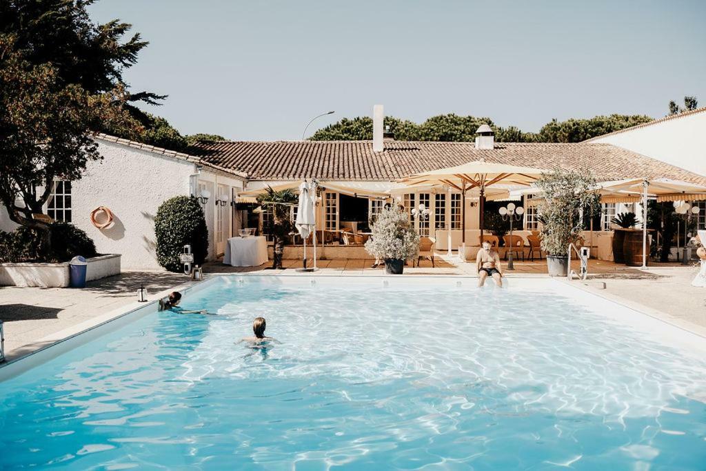 Hotel Les Gollandieres Le Bois-Plage-en-Ré Екстериор снимка